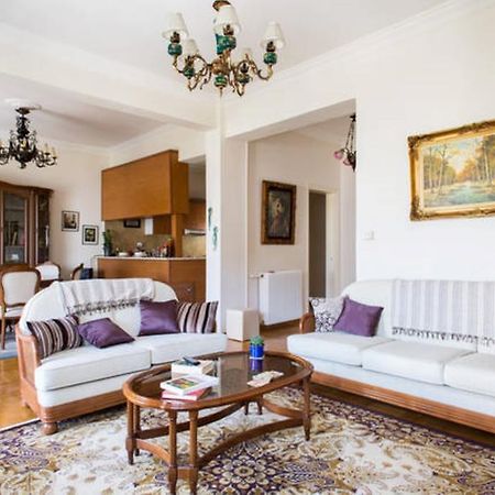 Large 3 Bedroom Apt With Terrace Atina Dış mekan fotoğraf